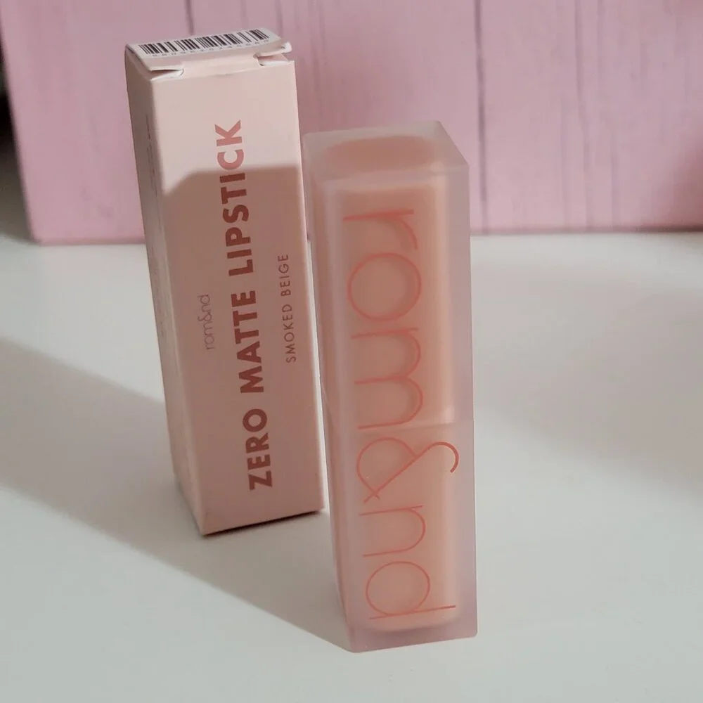 Romand Zero Matte Lipstick - Shade Smoked Beige NIB